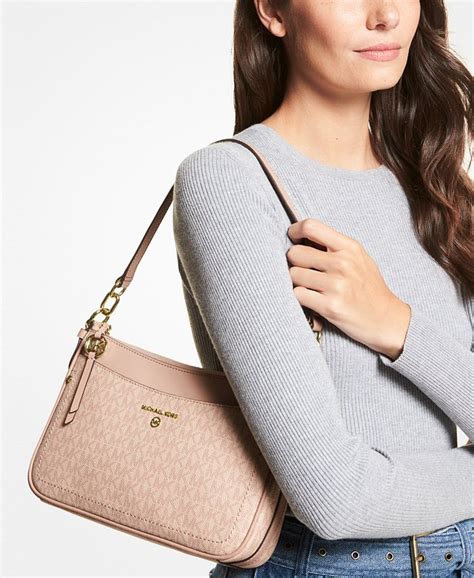 michael michael kors piper pouchette|Michael Kors pochette jet set.